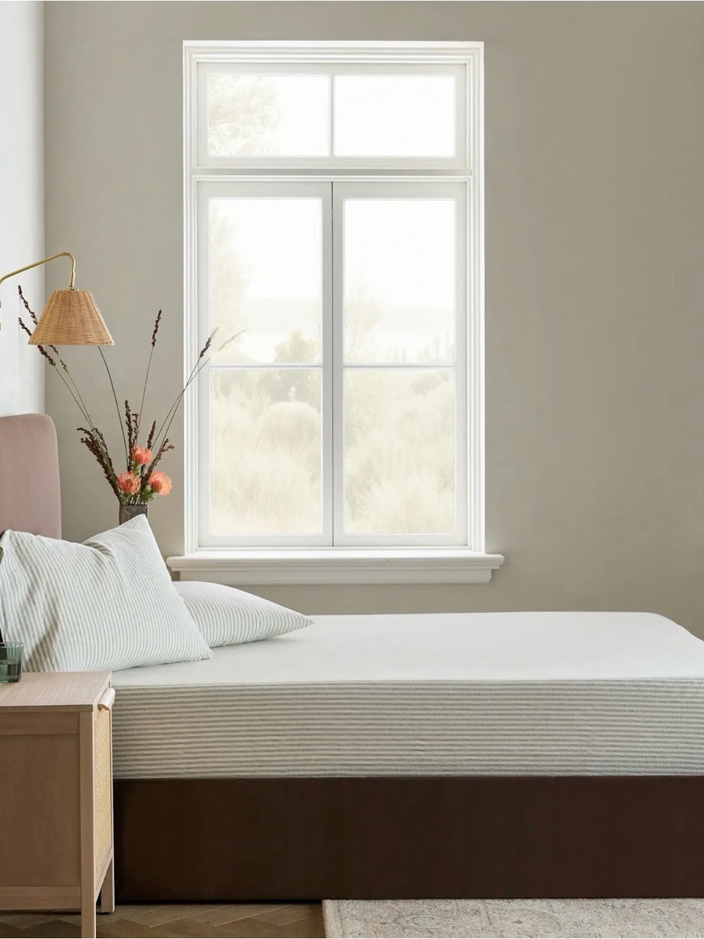 NWOT European Linen Willowleaf Striped Cal King Fitted Sheet Set - Retail $140 - Picture 2 of 5
